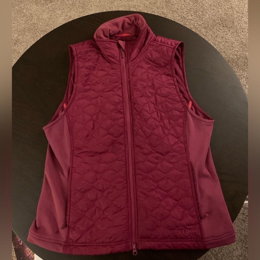 💕HP 💕 LLBean Burgundy Vest